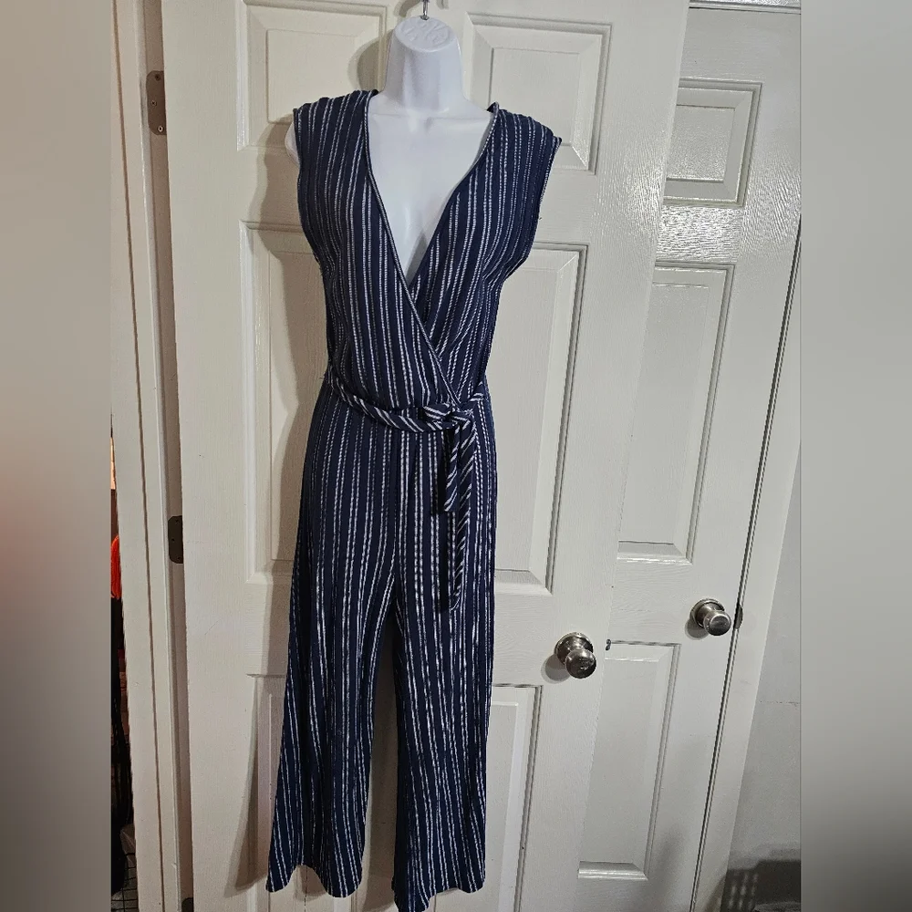 Caution to the Wind Women’s Small Navy White Striped Linen Jumpsuit Coastal - Picture 2 of 5